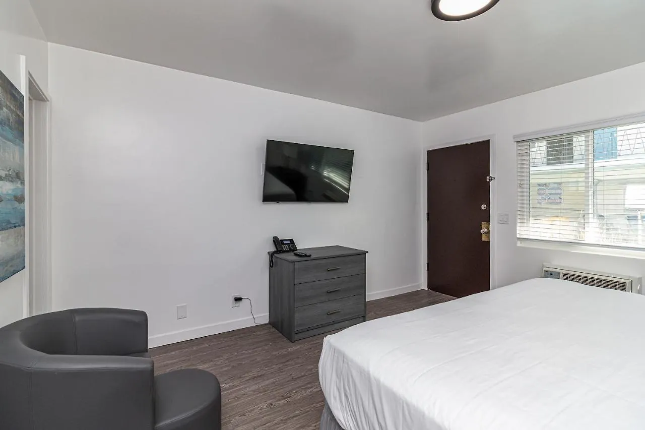 2021 Olive Hotel Burbank