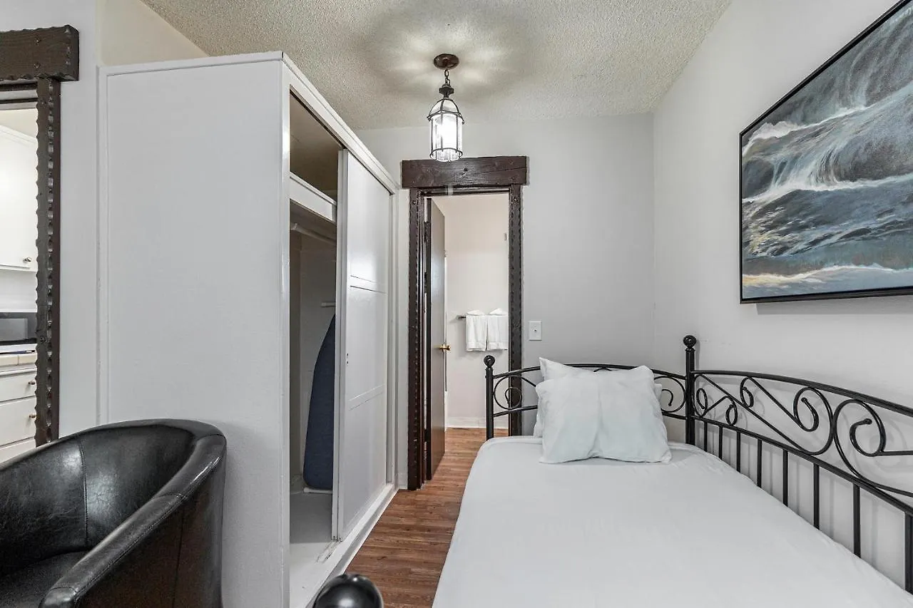 2021 Olive Hotel Burbank