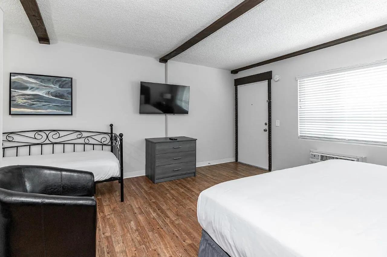 2021 Olive Hotel Burbank