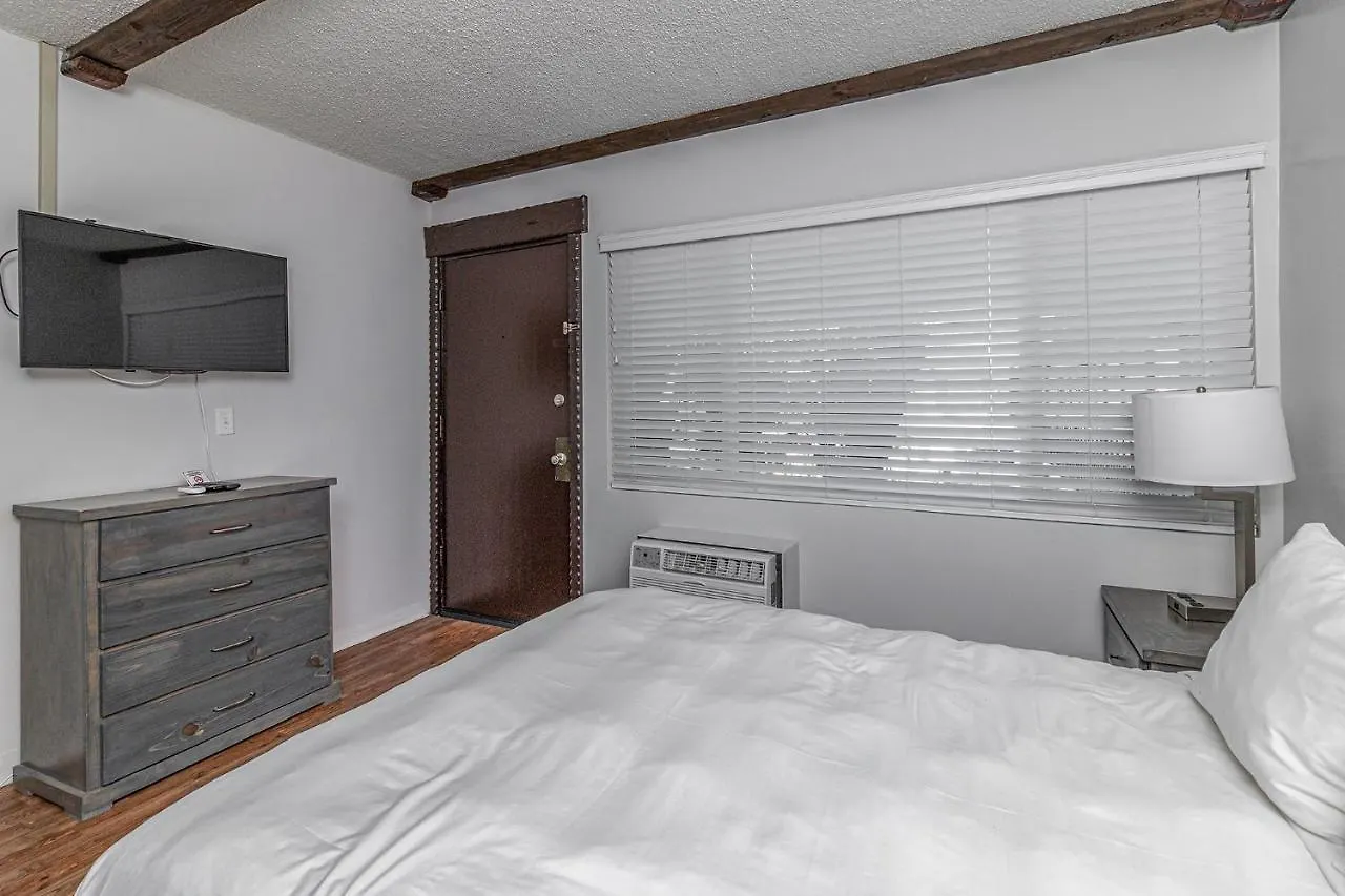 **  2021 Olive Hotel Burbank United States