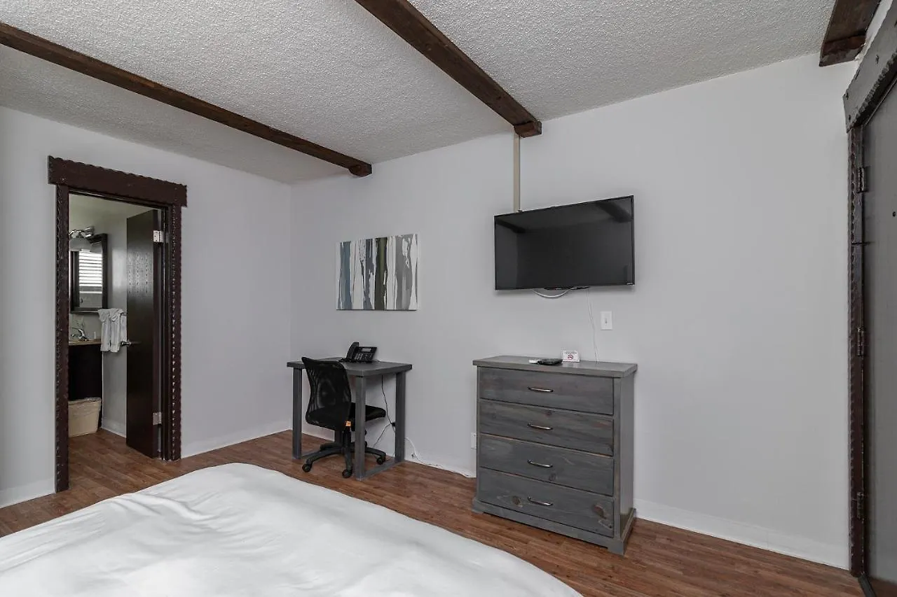 2021 Olive Hotel Burbank